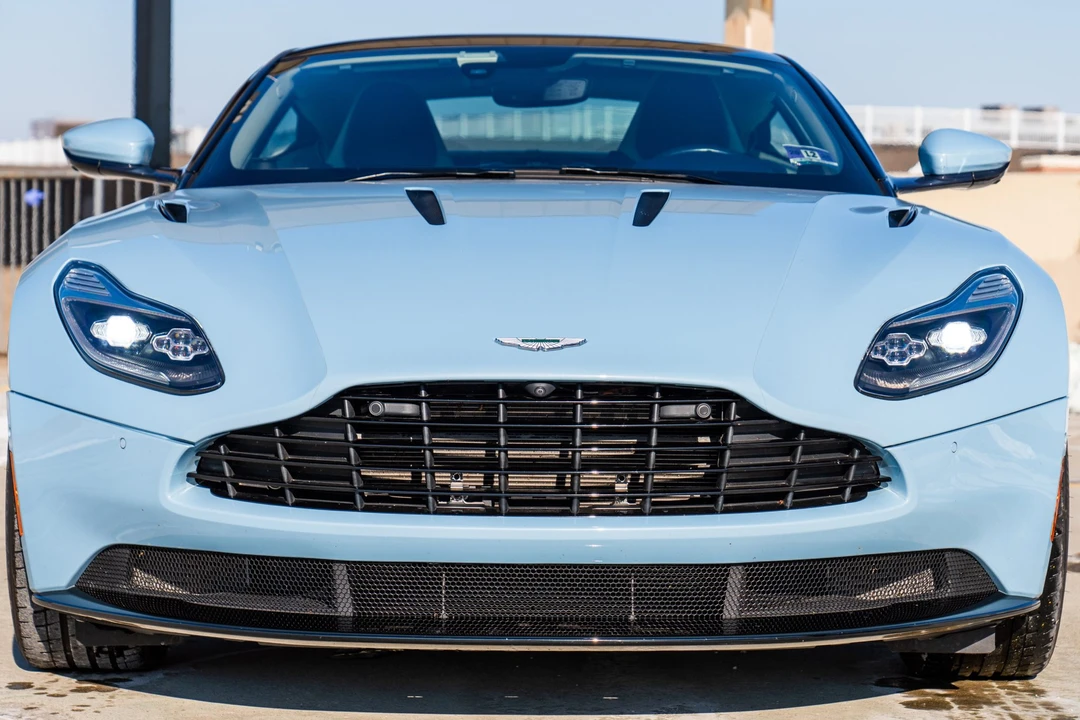 2017 Aston Martin DB11 V12 - Image 4 of 31