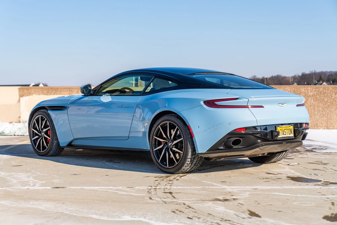 2017 Aston Martin DB11 V12 - Image 10 of 31