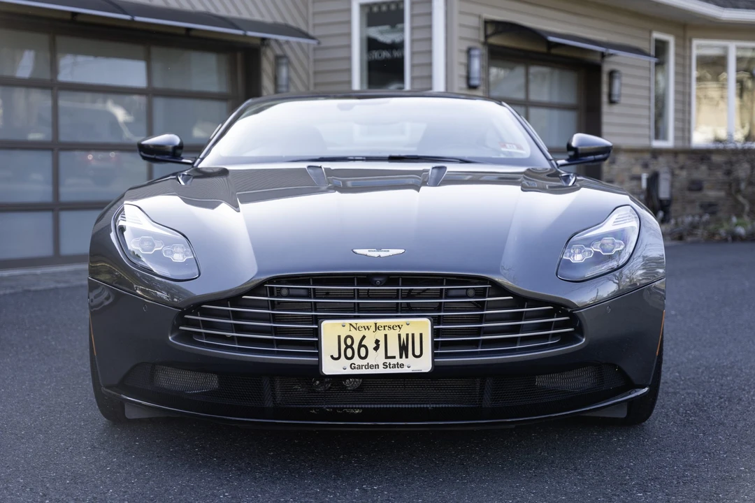 2017 Aston Martin DB11 V12 - Image 15 of 31