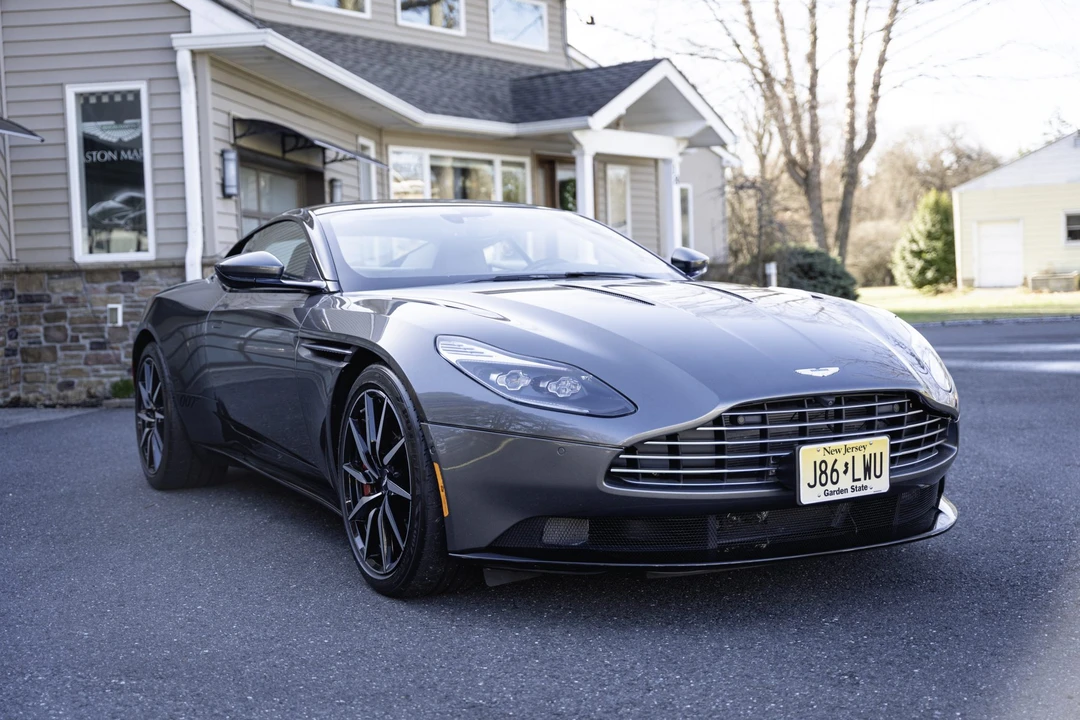 2017 Aston Martin DB11 V12 - Image 18 of 31