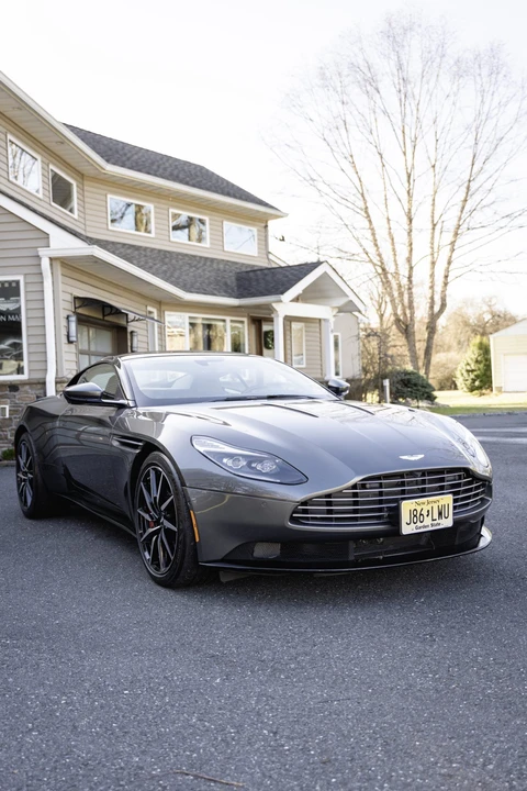 2017 Aston Martin DB11 V12 - Image 19 of 31