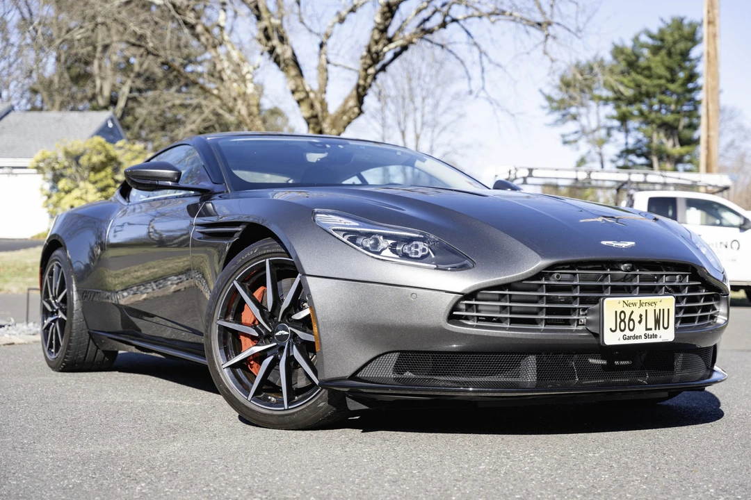 2017 Aston Martin DB11 V12 - Image 17 of 31