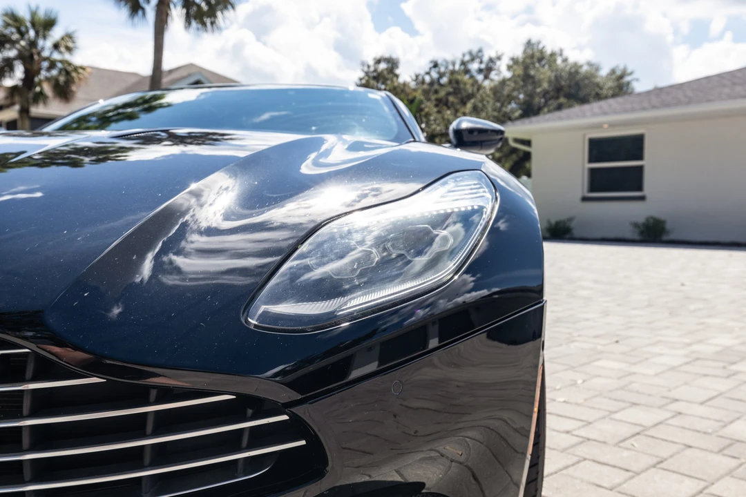 2017 Aston Martin DB11 V12 - Image 10 of 31