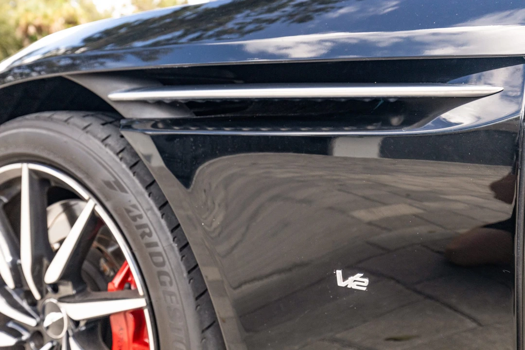 2017 Aston Martin DB11 V12 - Image 13 of 31