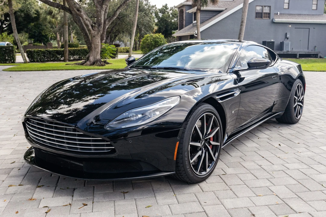 2017 Aston Martin DB11 V12 - Image 2 of 31