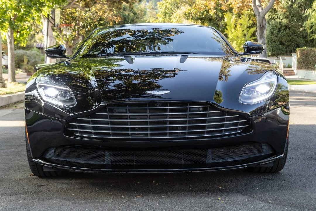 2017 Aston Martin DB11 V12 - Image 15 of 31
