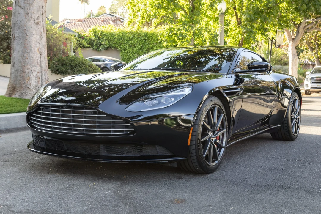 2017 Aston Martin DB11 V12 - Image 3 of 31