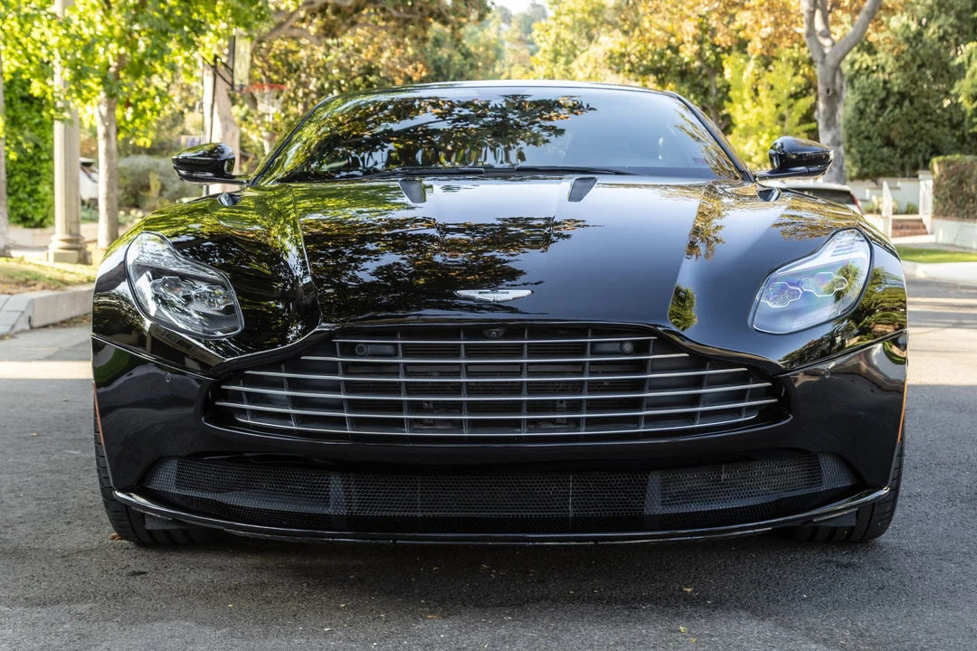 2017 Aston Martin DB11 V12 - Image 14 of 31