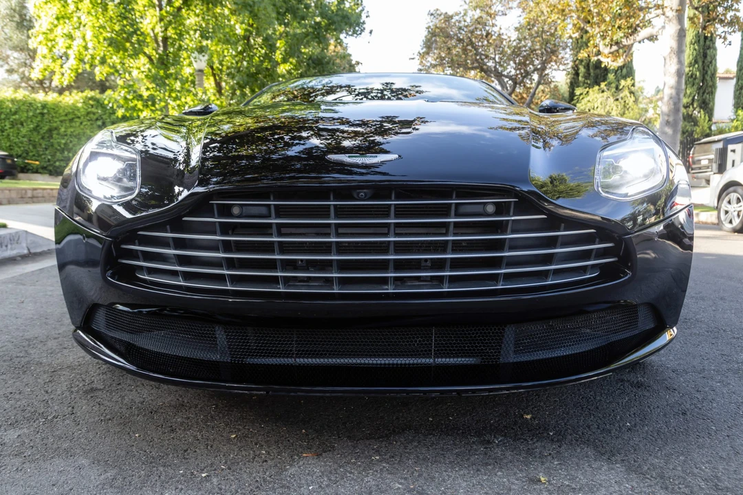 2017 Aston Martin DB11 V12 - Image 16 of 31
