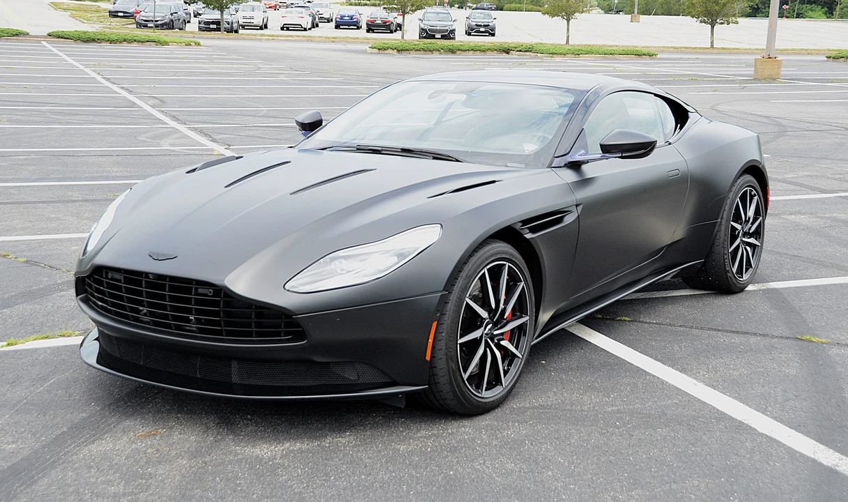 2017 Aston Martin DB11 - Image 2 of 31