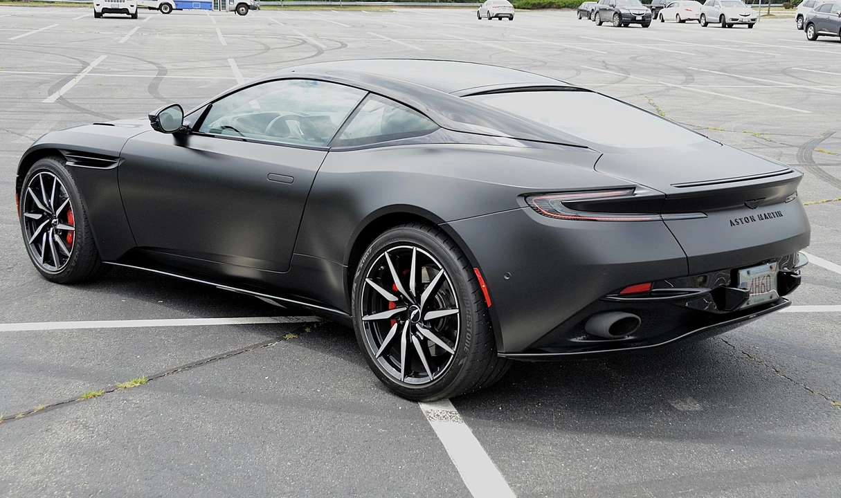 2017 Aston Martin DB11 - Image 4 of 31