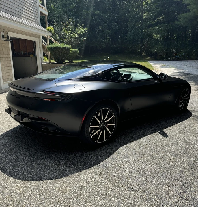2017 Aston Martin DB11 - Image 15 of 31