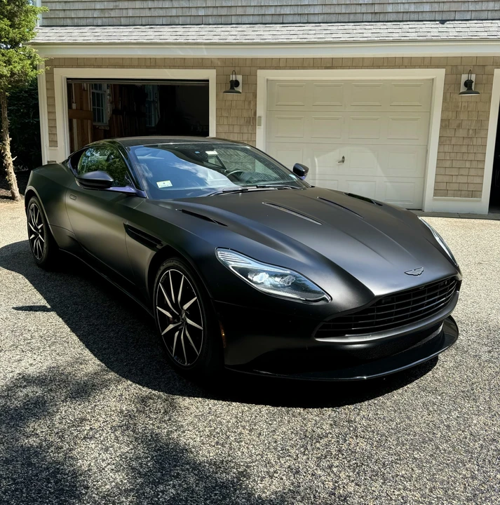 2017 Aston Martin DB11 - Image 17 of 31