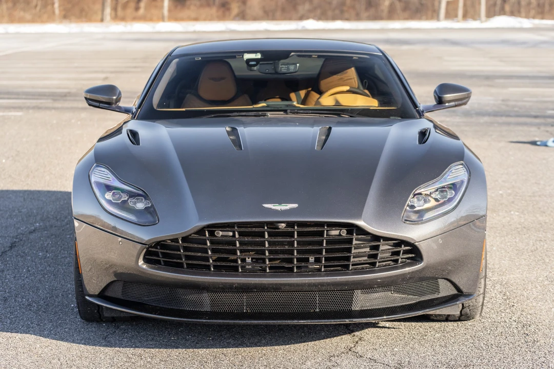 2017 Aston Martin DB11 - Image 3 of 31