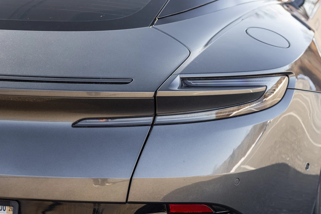 2017 Aston Martin DB11 - Image 28 of 31