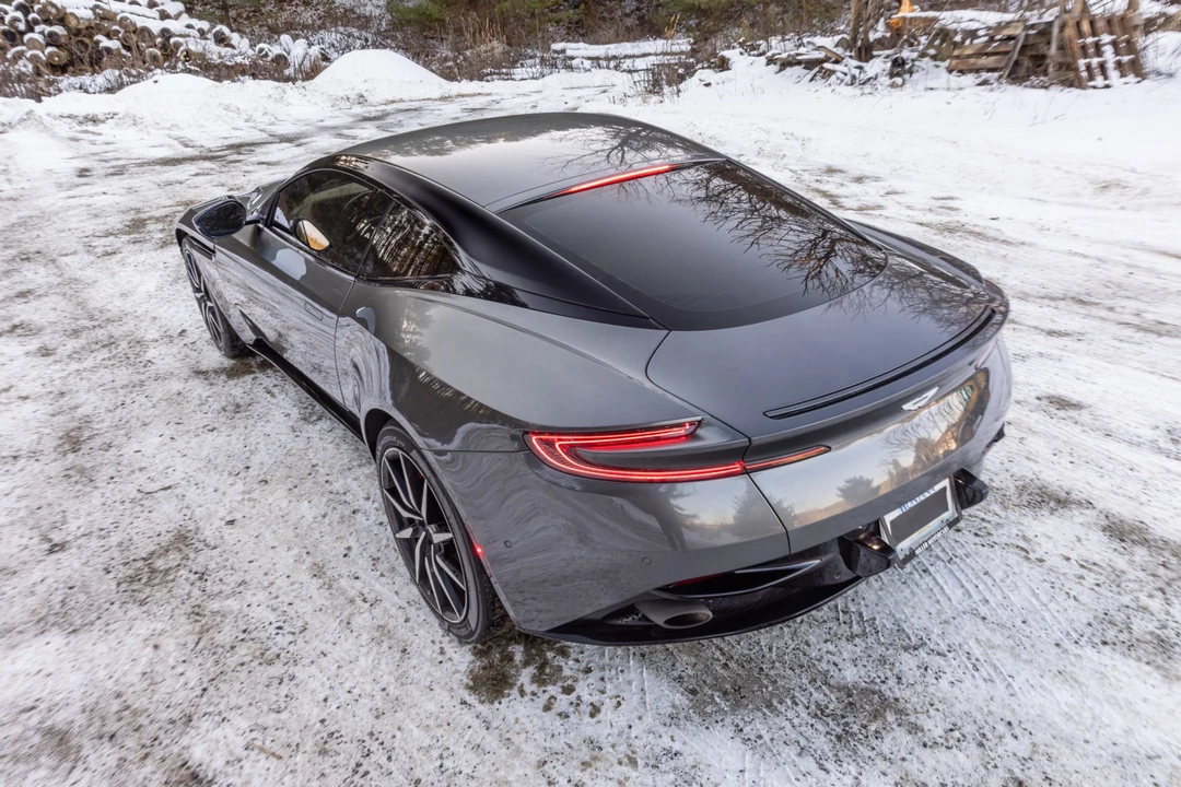 2017 Aston Martin DB11 - Image 9 of 31