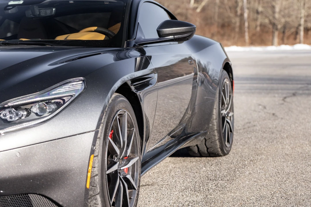 2017 Aston Martin DB11 - Image 21 of 31