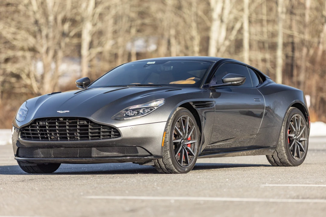 2017 Aston Martin DB11 - Image 6 of 31