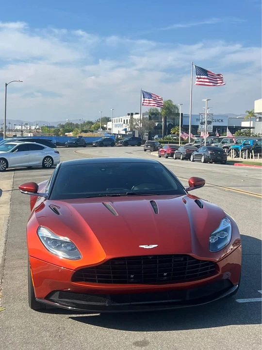 2017 Aston Martin DB11 V12 - Image 4 of 8