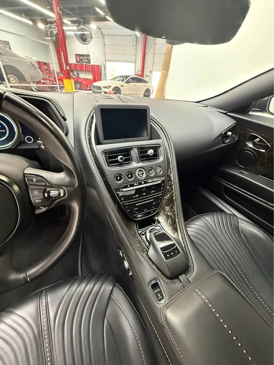 2017 Aston Martin DB11 - Image 10 of 11