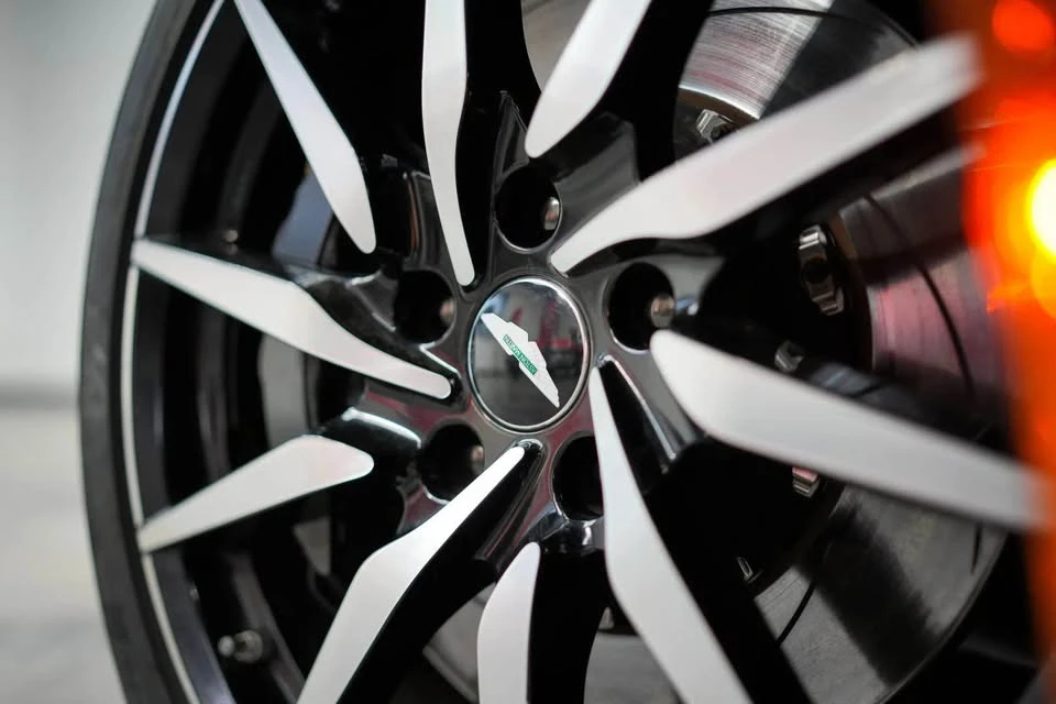 2017 Aston Martin DB11 - Image 6 of 15