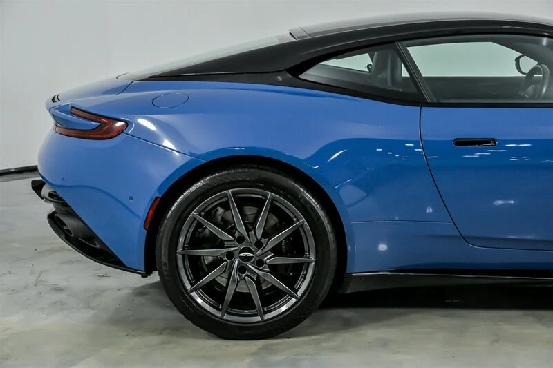 2017 Aston Martin DB11 V12 - Image 13 of 21