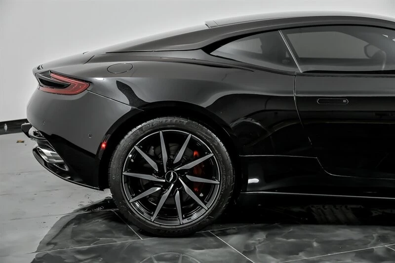 2017 Aston Martin DB11 V12 - Image 12 of 21