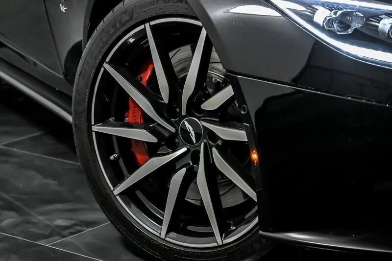 2017 Aston Martin DB11 V12 - Image 3 of 21