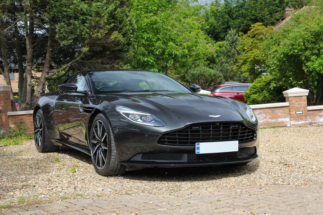 2017 Aston Martin DB11 AMR - Image 14 of 31