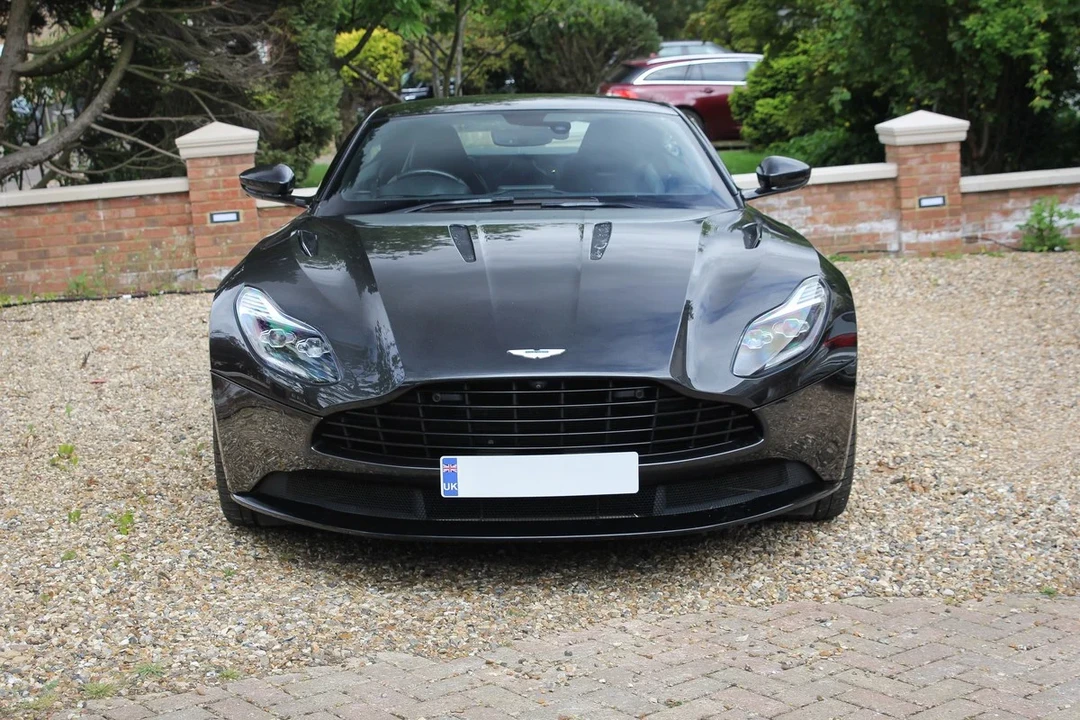 2017 Aston Martin DB11 AMR - Image 20 of 31