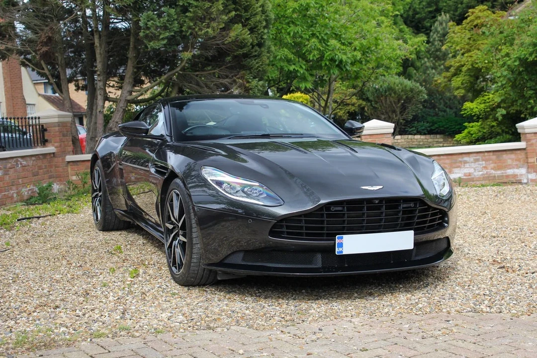 2017 Aston Martin DB11 AMR - Image 21 of 31