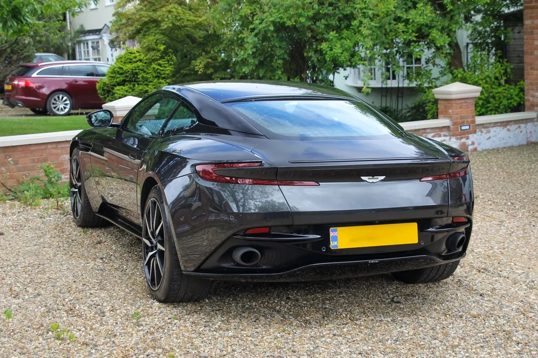 2017 Aston Martin DB11 AMR - Image 26 of 31