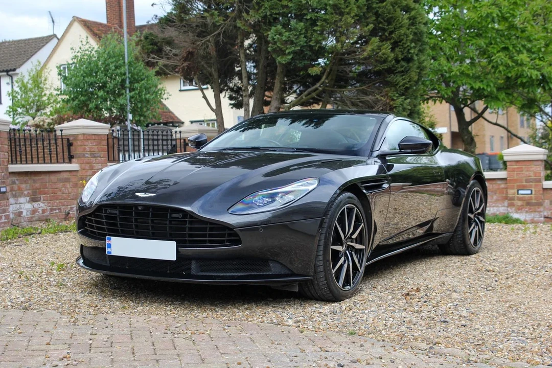 2017 Aston Martin DB11 AMR - Image 11 of 31