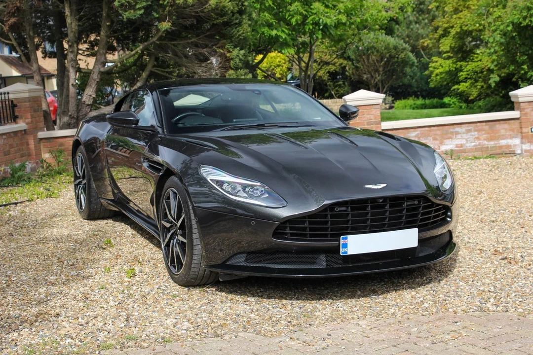 2017 Aston Martin DB11 AMR - Image 6 of 31