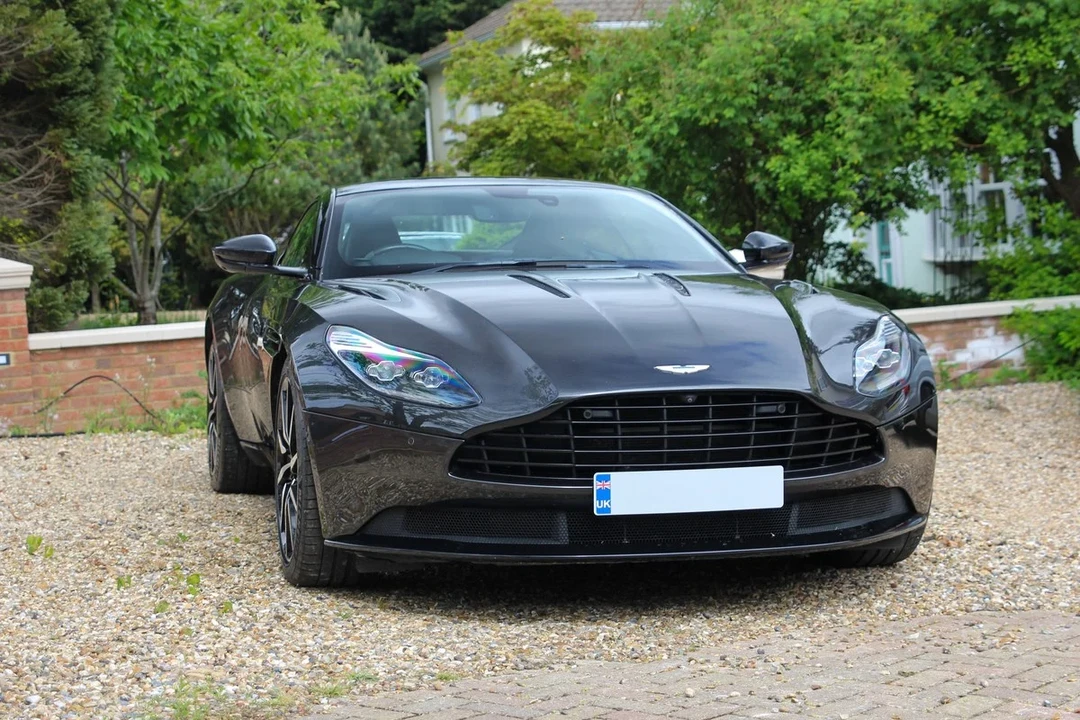 2017 Aston Martin DB11 AMR - Image 17 of 31