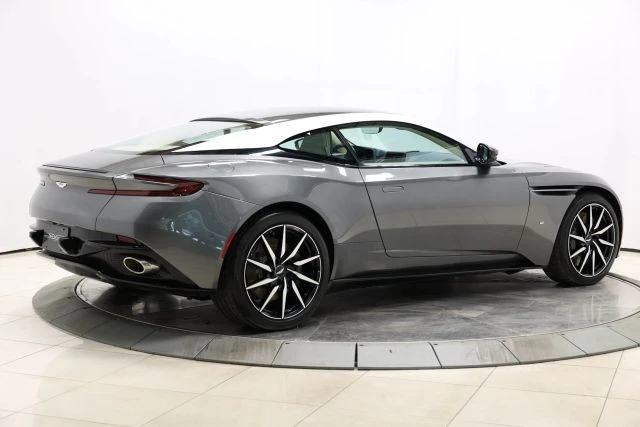 2017 Aston Martin DB11 V12 - Image 5 of 12