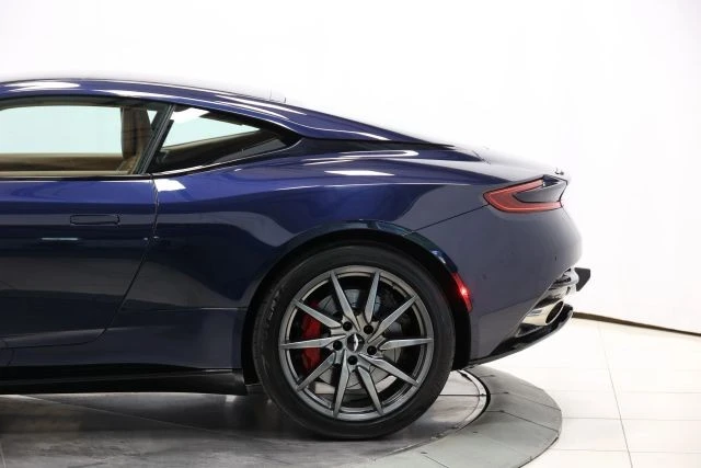 2017 Aston Martin DB11 V12 - Image 11 of 31