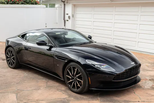 2017 Aston Martin DB11 V12 - Image 2 of 31