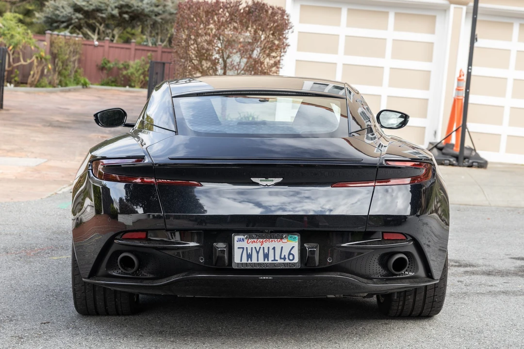 2017 Aston Martin DB11 V12 - Image 7 of 31