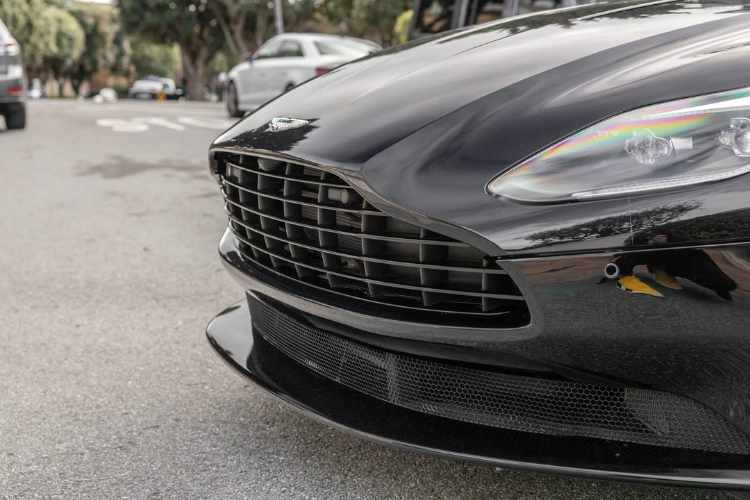 2017 Aston Martin DB11 V12 - Image 17 of 31