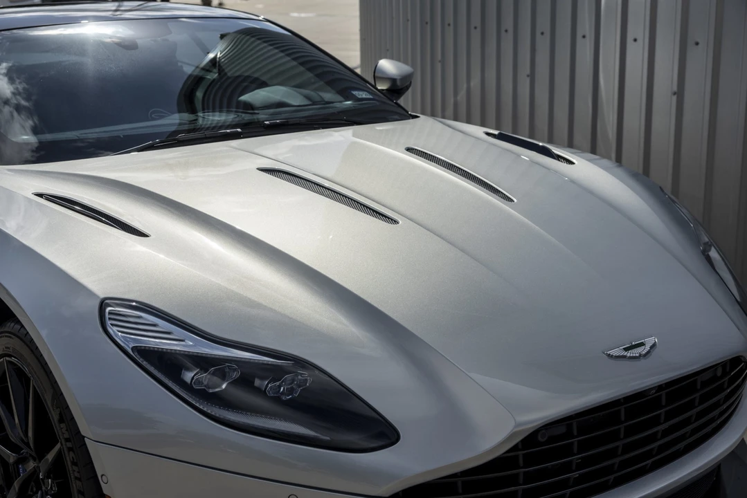 2017 Aston Martin DB11 V12 - Image 26 of 31