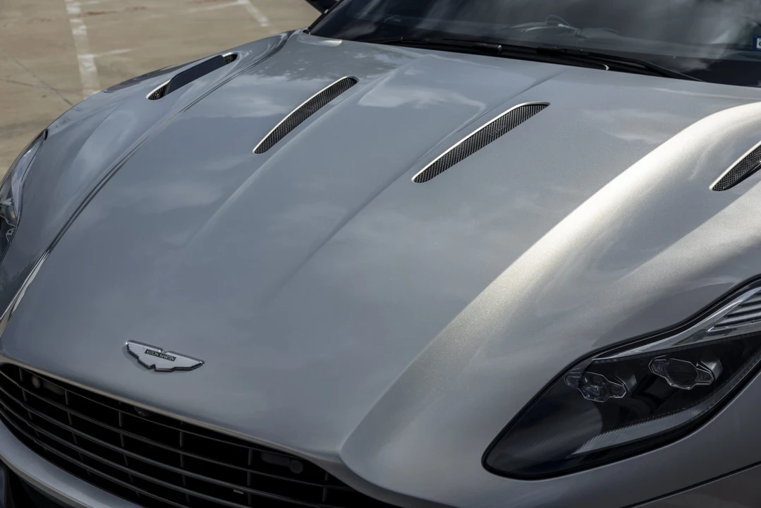 2017 Aston Martin DB11 V12 - Image 22 of 31