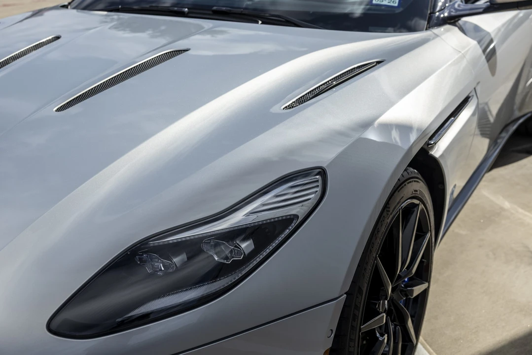 2017 Aston Martin DB11 V12 - Image 28 of 31