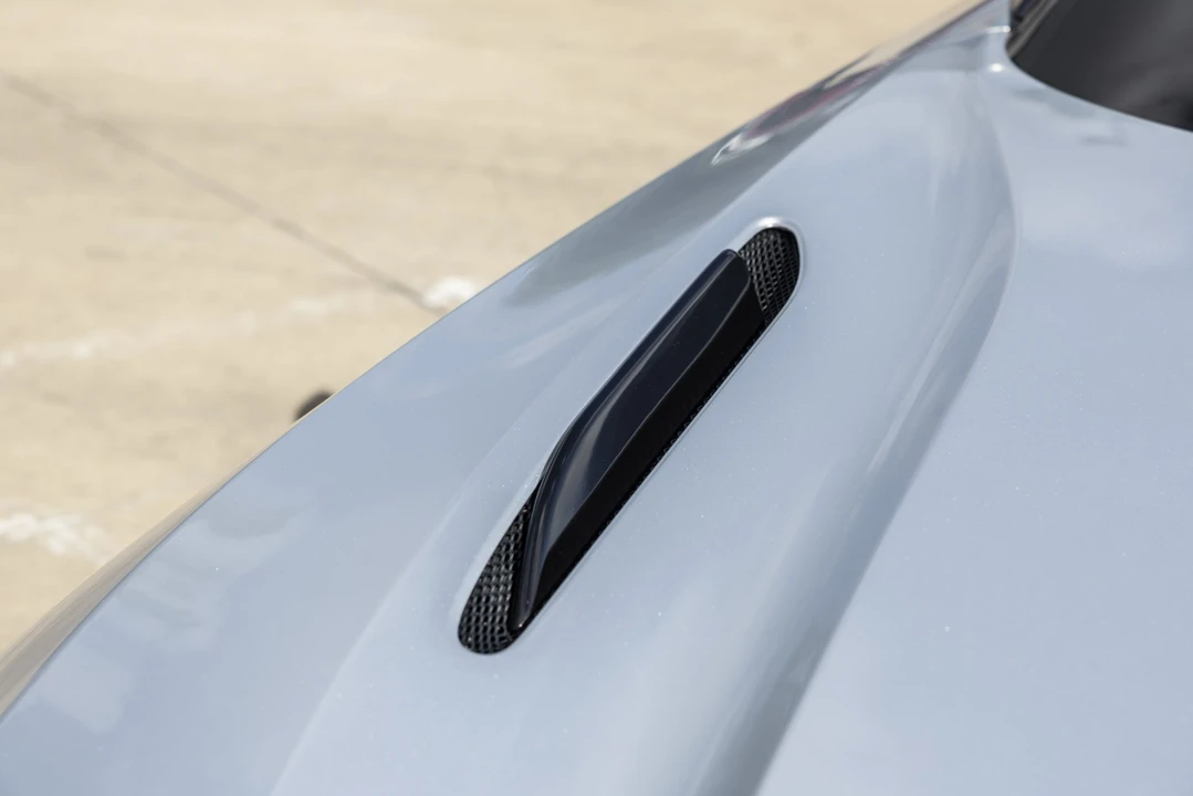 2017 Aston Martin DB11 V12 - Image 23 of 31