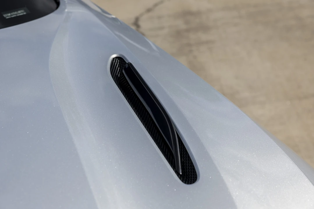 2017 Aston Martin DB11 V12 - Image 24 of 31