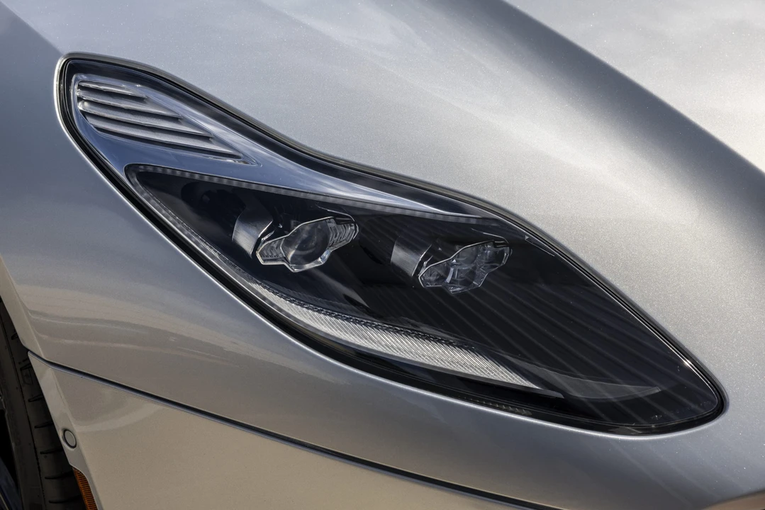 2017 Aston Martin DB11 V12 - Image 30 of 31