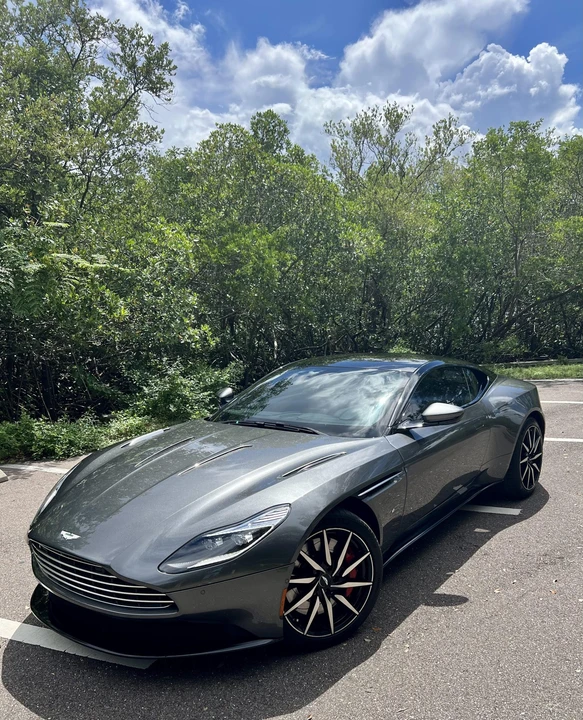 2017 Aston Martin DB11 V12 - Image 15 of 31
