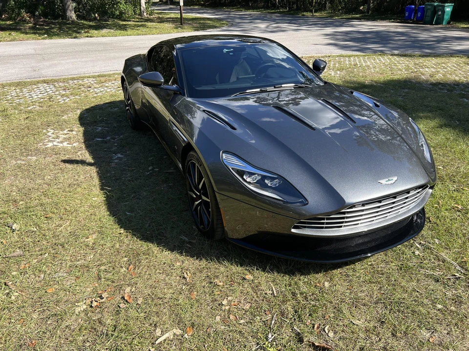 2017 Aston Martin DB11 V12 - Image 5 of 31