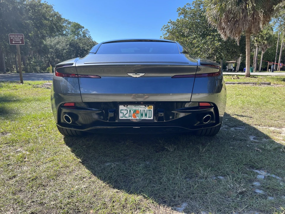2017 Aston Martin DB11 V12 - Image 8 of 31