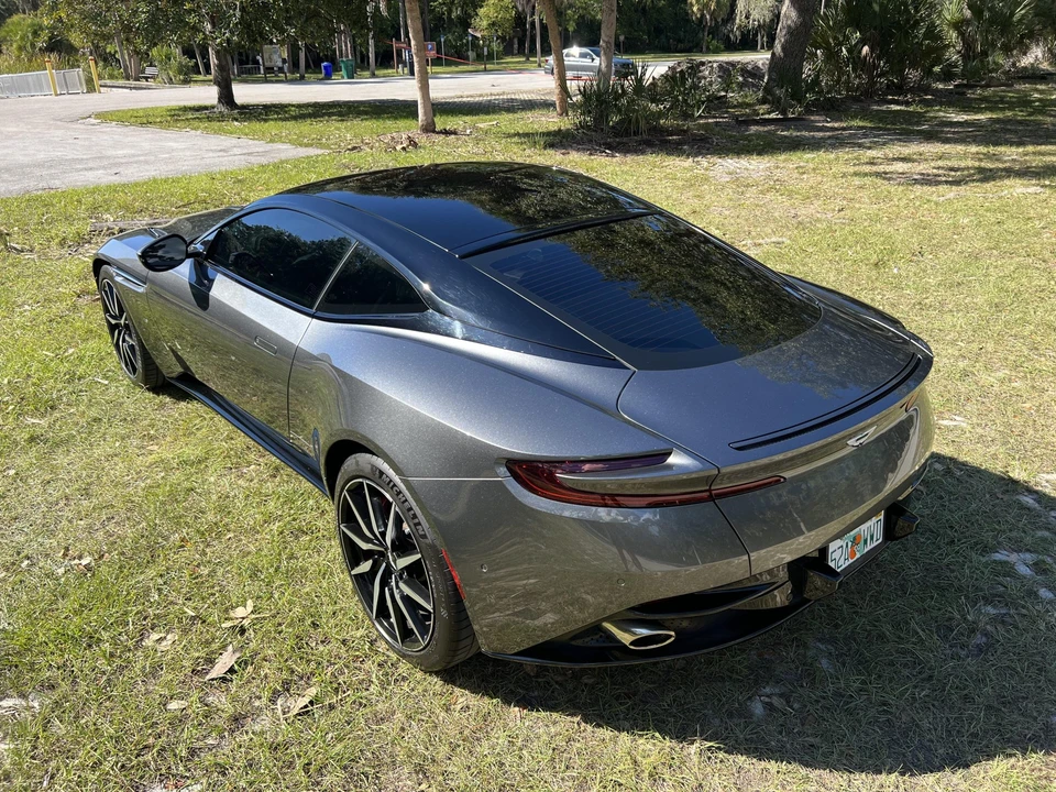 2017 Aston Martin DB11 V12 - Image 10 of 31